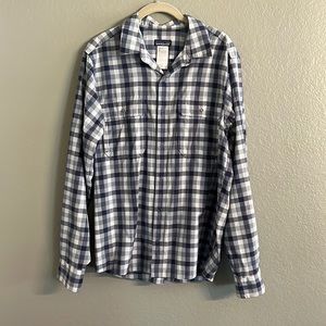 Patagonia men’s snap front long sleeve collared shirt Sz medium